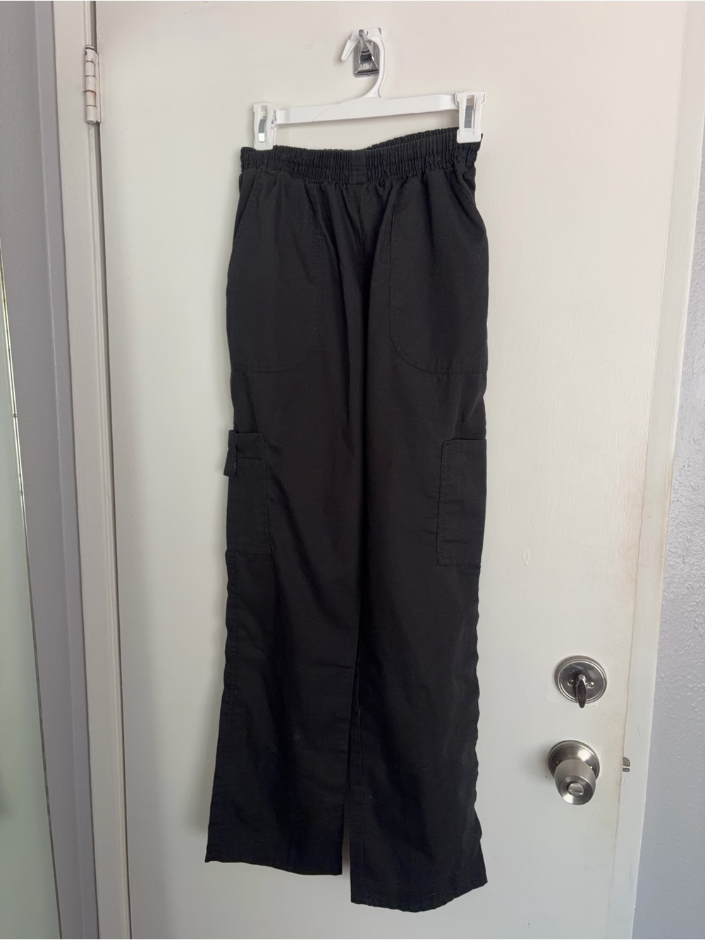 Women’s Black Cargo Wide-Leg Pants